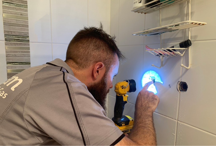 APG6048 - APG-CategoryImage-400x270px-Leaking-150dpi Checking Shower Breacher Residential